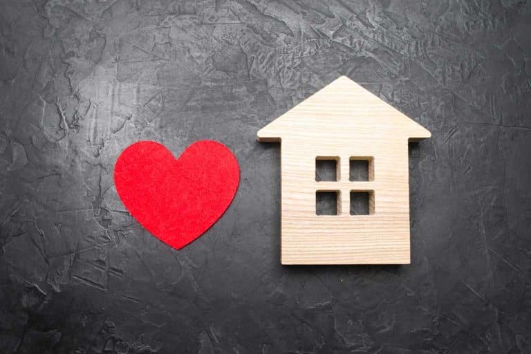 Company I Heart Real Estate, LLC Faith, Family, and Houses